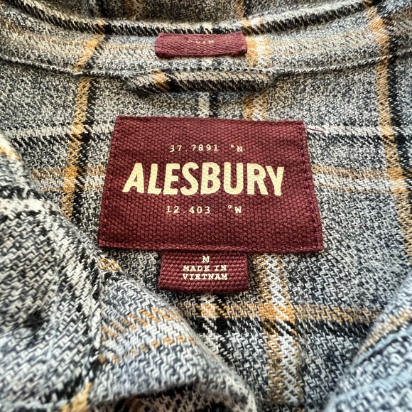 Men’s flannel shirt striped medium - Picture 4 of 5